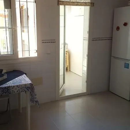 Calle Antonio Moya Fernandez 托雷莫利诺斯