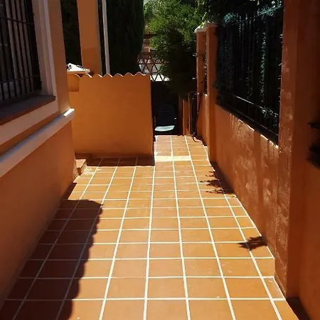 Calle Antonio Moya Fernandez *