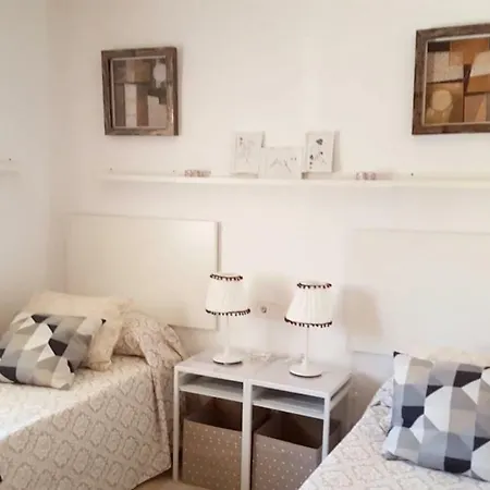 Villa Calle Antonio Moya Fernandez *