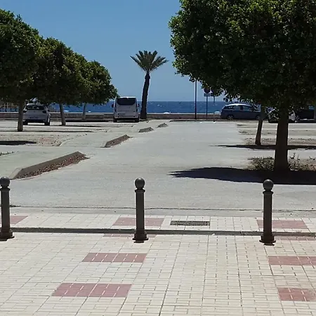 Calle Antonio Moya Fernandez *